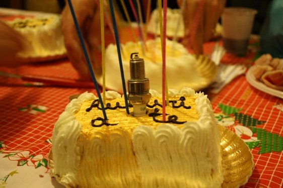 CAKE WITH CANDLE